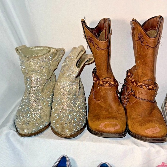 Assorted Kids Shoes Collection size 9 & 9.5 - Picture 2 of 12